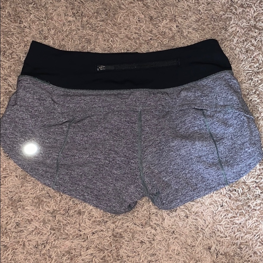size 2 lululemon speed up shorts 2.5”